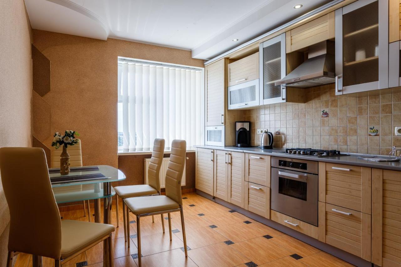 Apartments Карпенка Тернопил Екстериор снимка