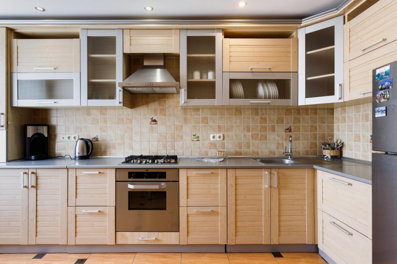 Apartments Карпенка Тернопил Екстериор снимка