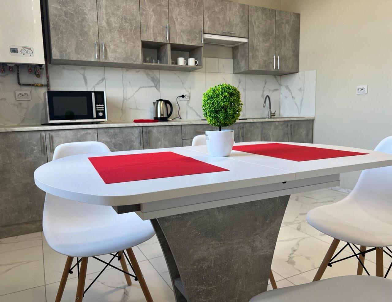 Apartments Карпенка Тернопил Екстериор снимка