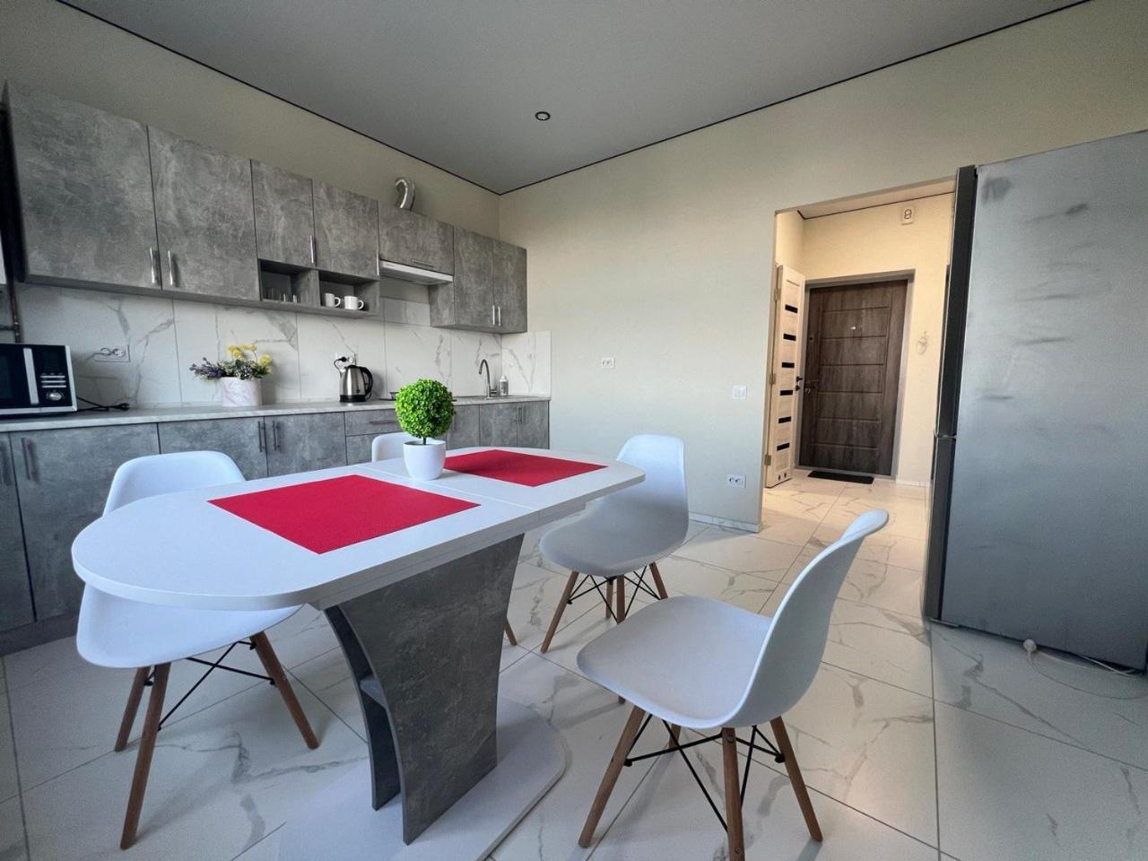 Apartments Карпенка Тернопил Екстериор снимка
