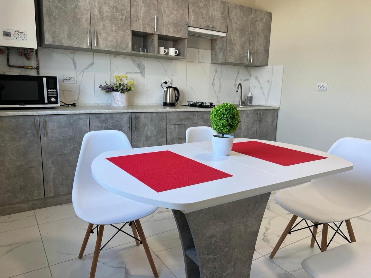 Apartments Карпенка Тернопил Екстериор снимка