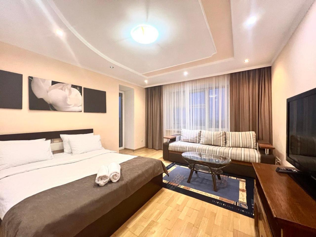 Apartments Карпенка Тернопил Екстериор снимка